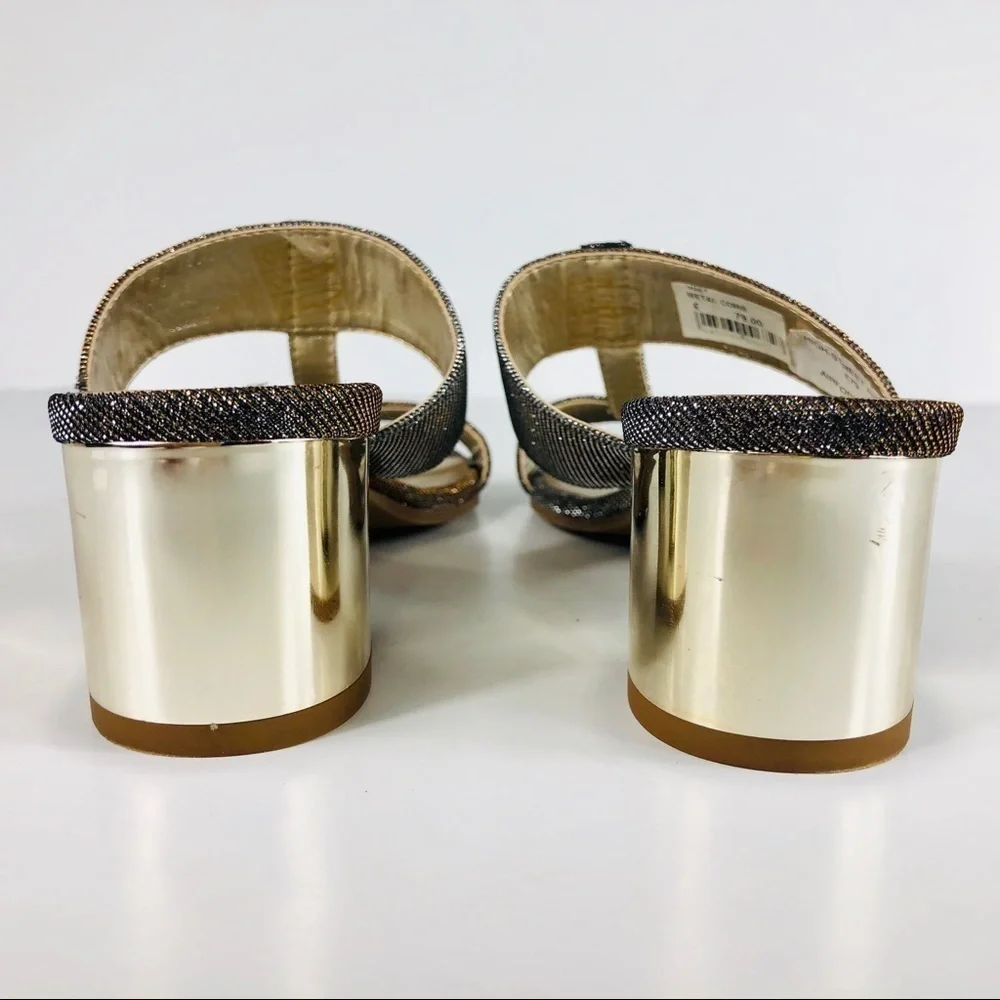 Carvela Comfort ‘Suzy’ Metal Comb Sandals